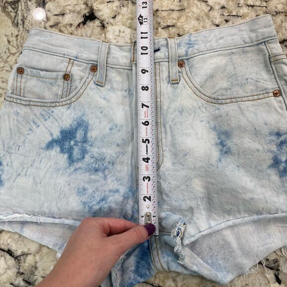 Levi’s 501 Original Fit High Rise Women’s Shorts size 27 - Picture 8 of 8